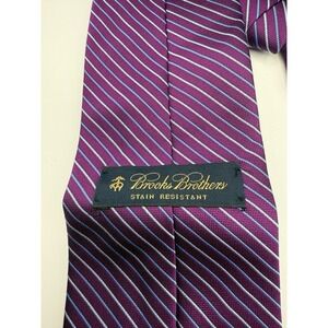 Brooks Brothers Makers and‎ Merchants Silk Purple Stripes Men's Neck Tie